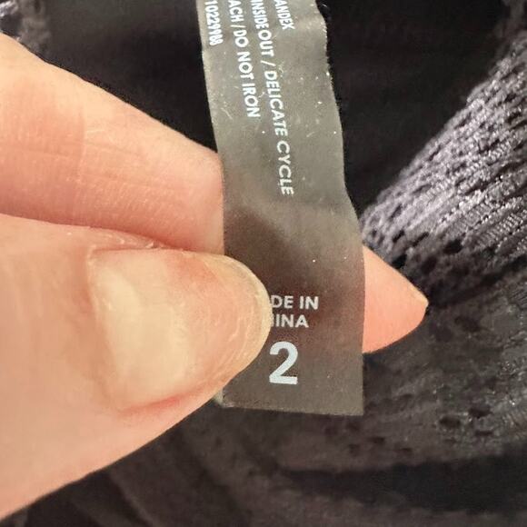 Torrid Bikini Top Womens 2 2X Swimsuit Swim Beach Resort Cruise Black Padded - Picture 10 of 10